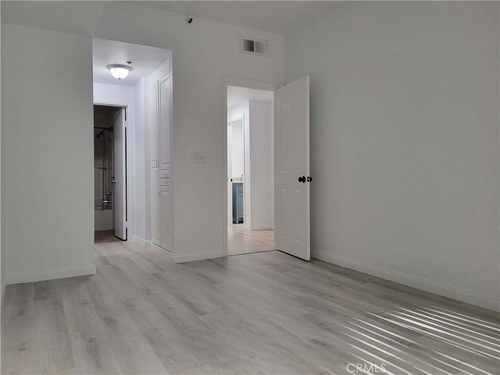 720 W 4th Street 104
