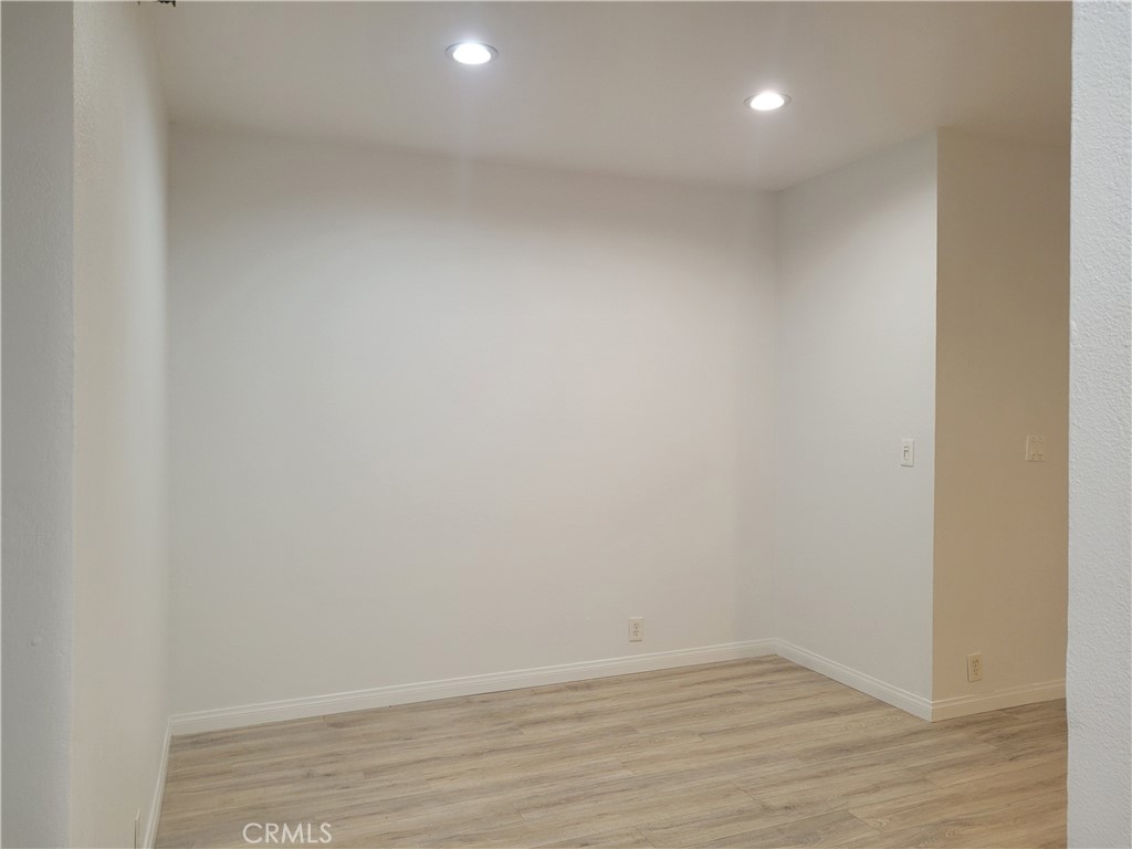 720 W 4th Street 104