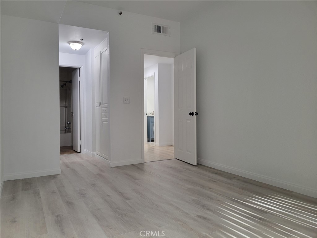 720 W 4th Street 104