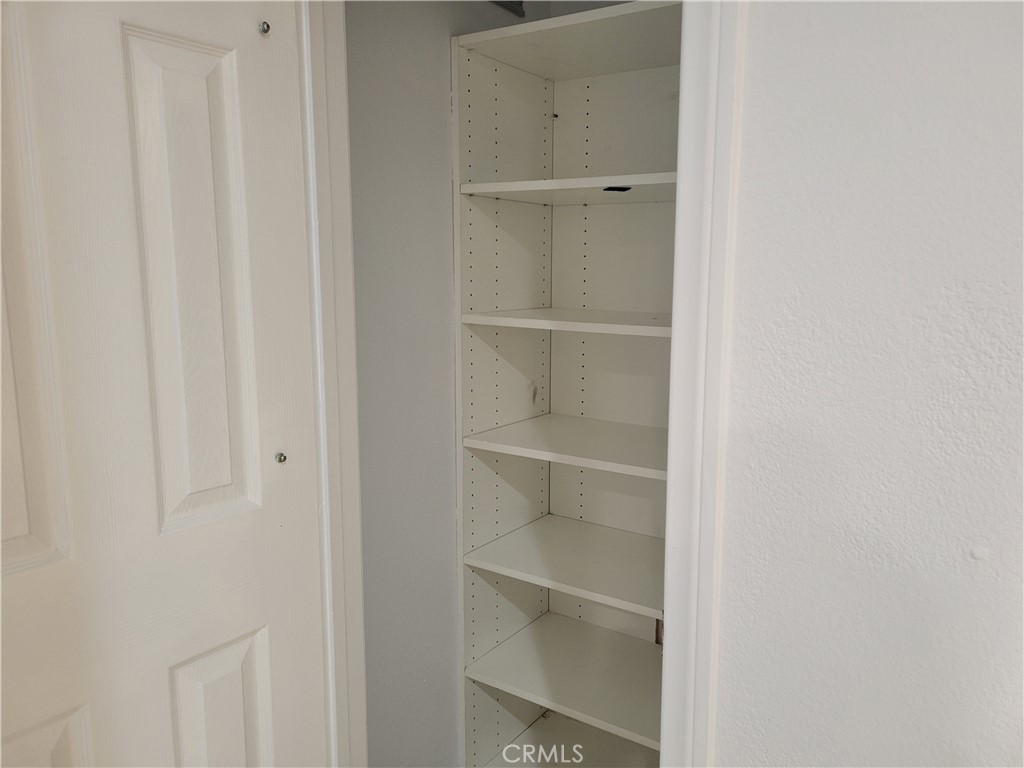 720 W 4th Street 104