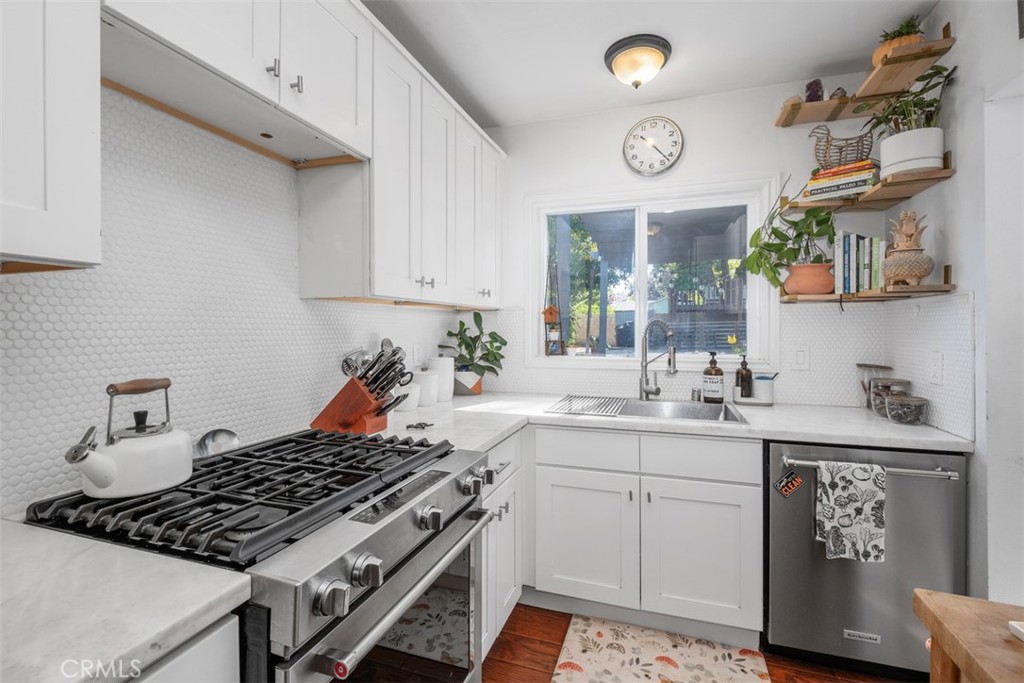 1341 S Towner