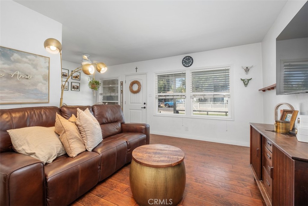 1341 S Towner