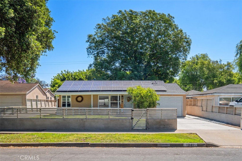 1341 S Towner