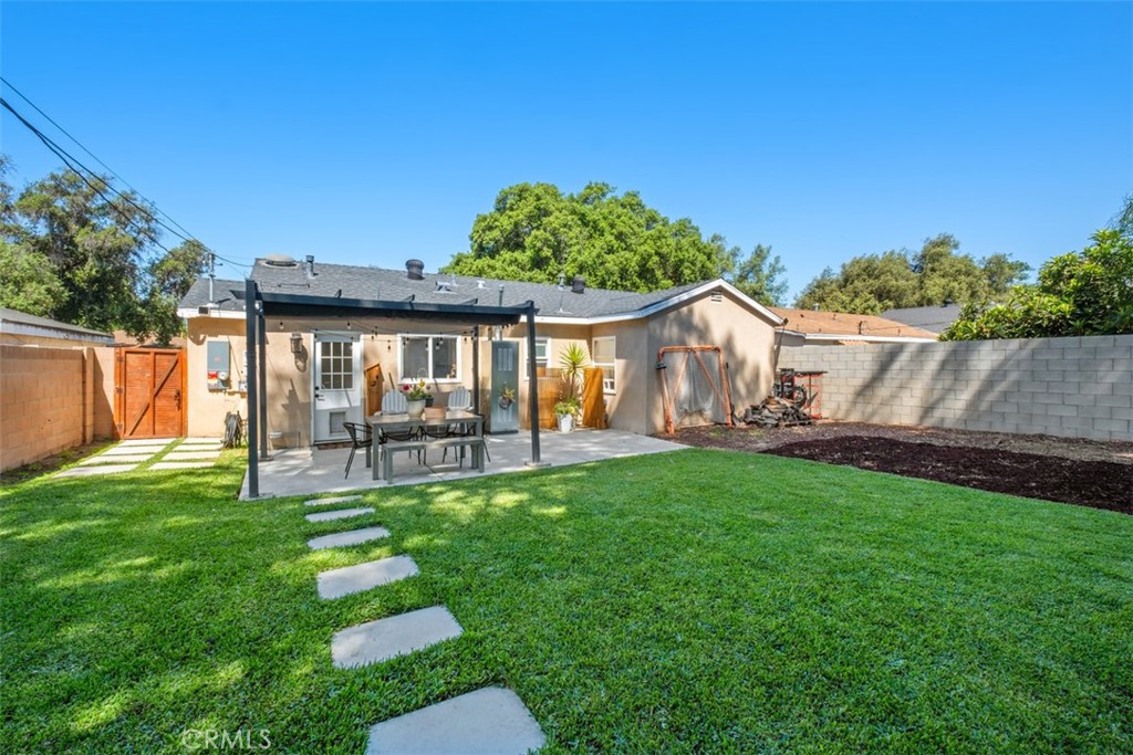 1341 S Towner