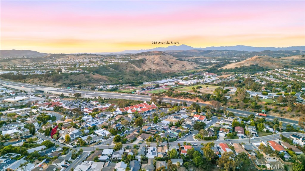 212 Avenida Sierra