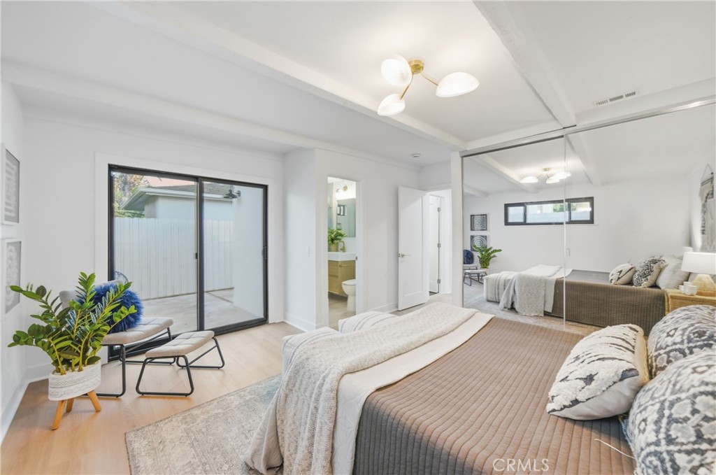 212 Avenida Sierra