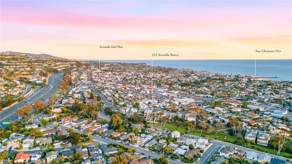 212 Avenida Sierra