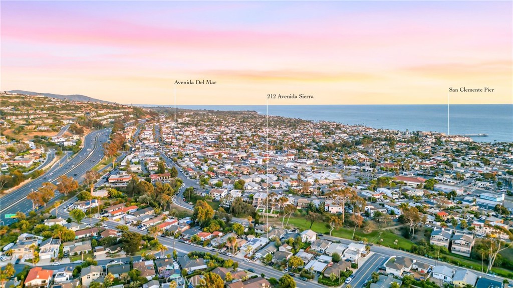 212 Avenida Sierra