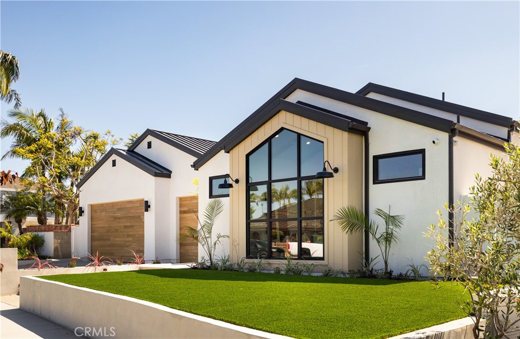 1453 Galaxy Dr