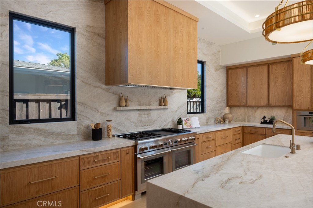 1453 Galaxy Dr