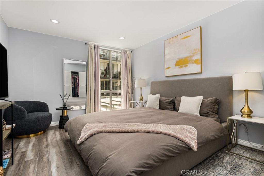 1351 N Crescent Heights 114