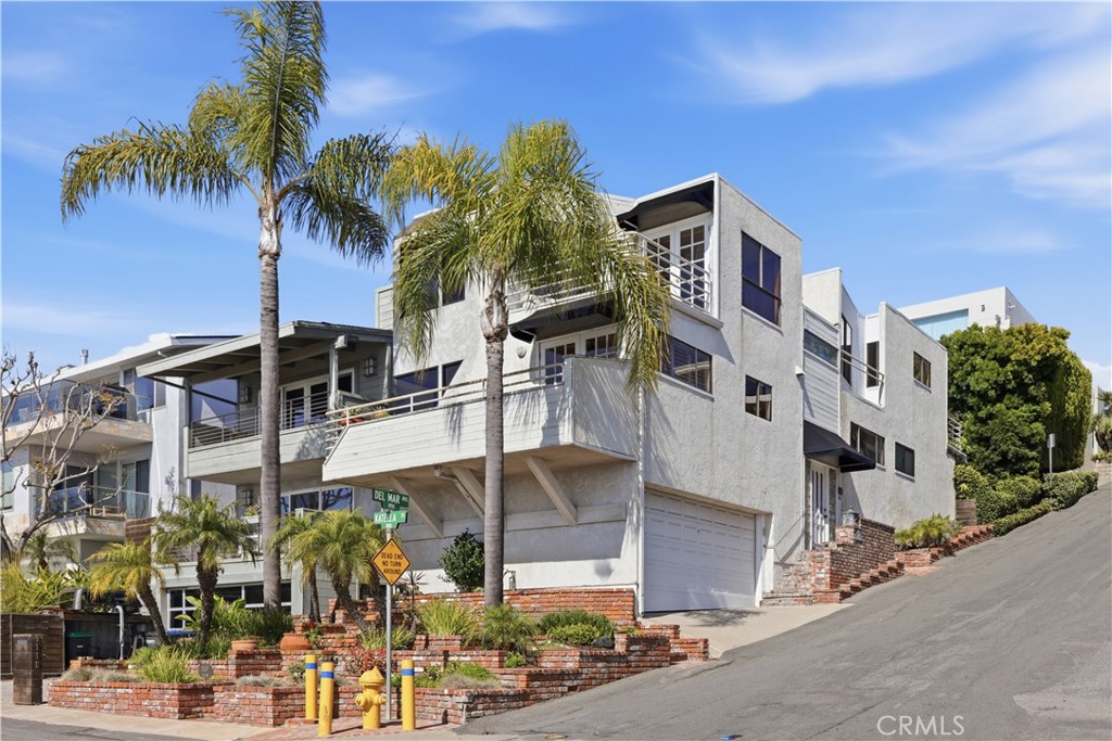 1130 Del Mar Avenue