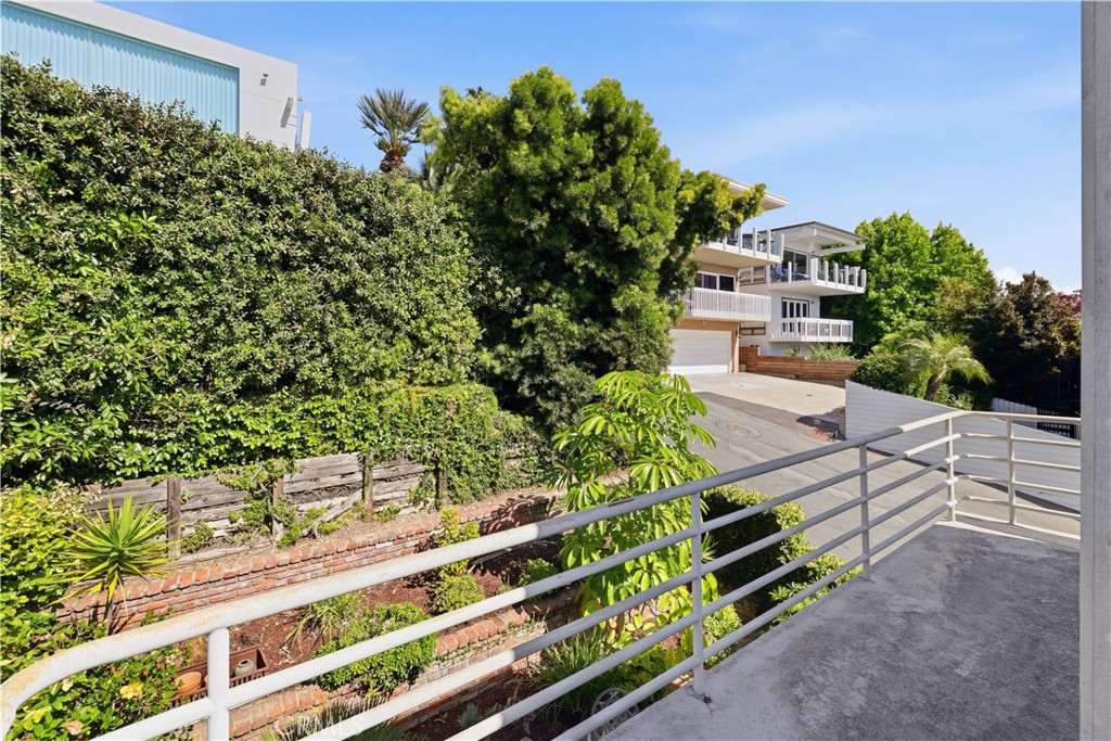 1130 Del Mar Avenue