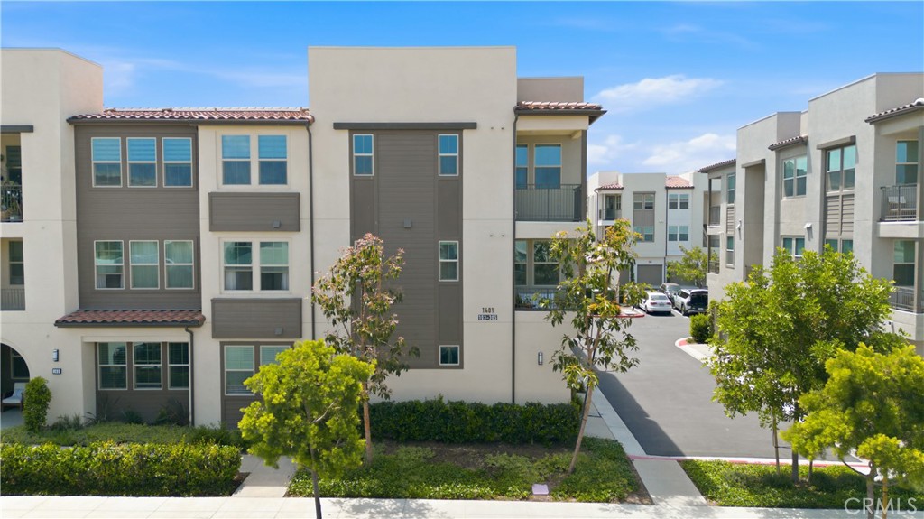 1401 Lasso Way 201