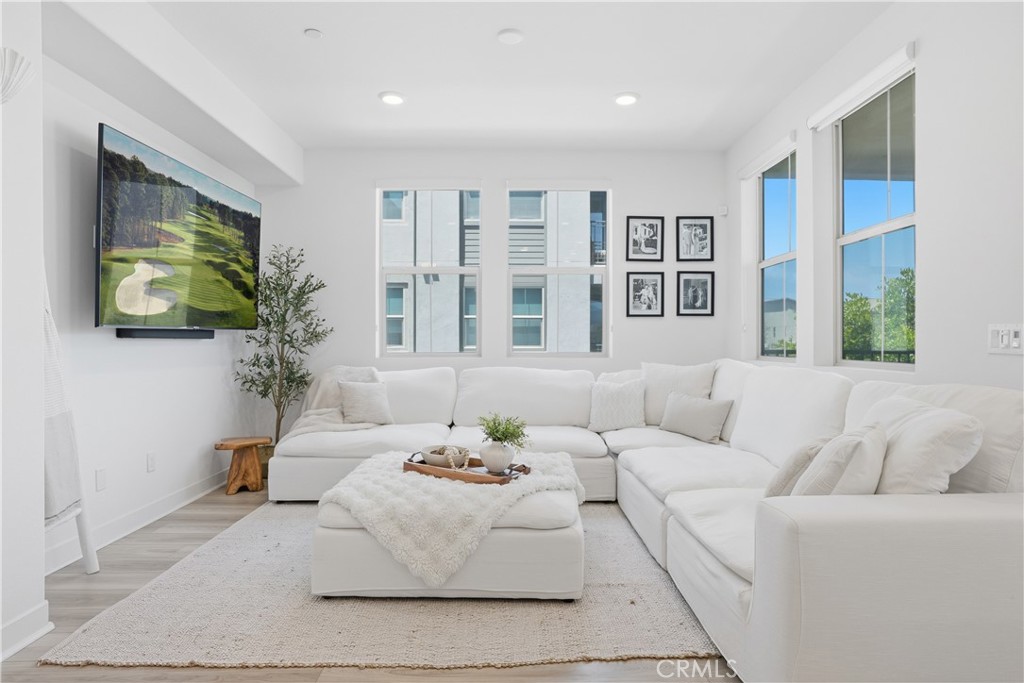 1401 Lasso Way 201