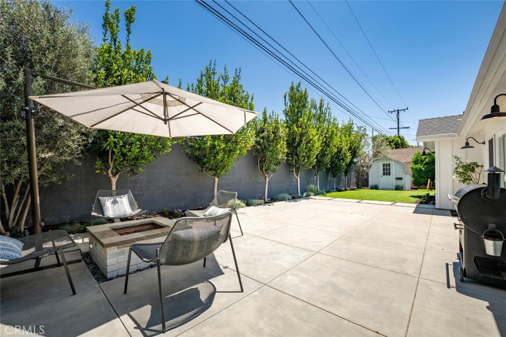 11782 Davenport