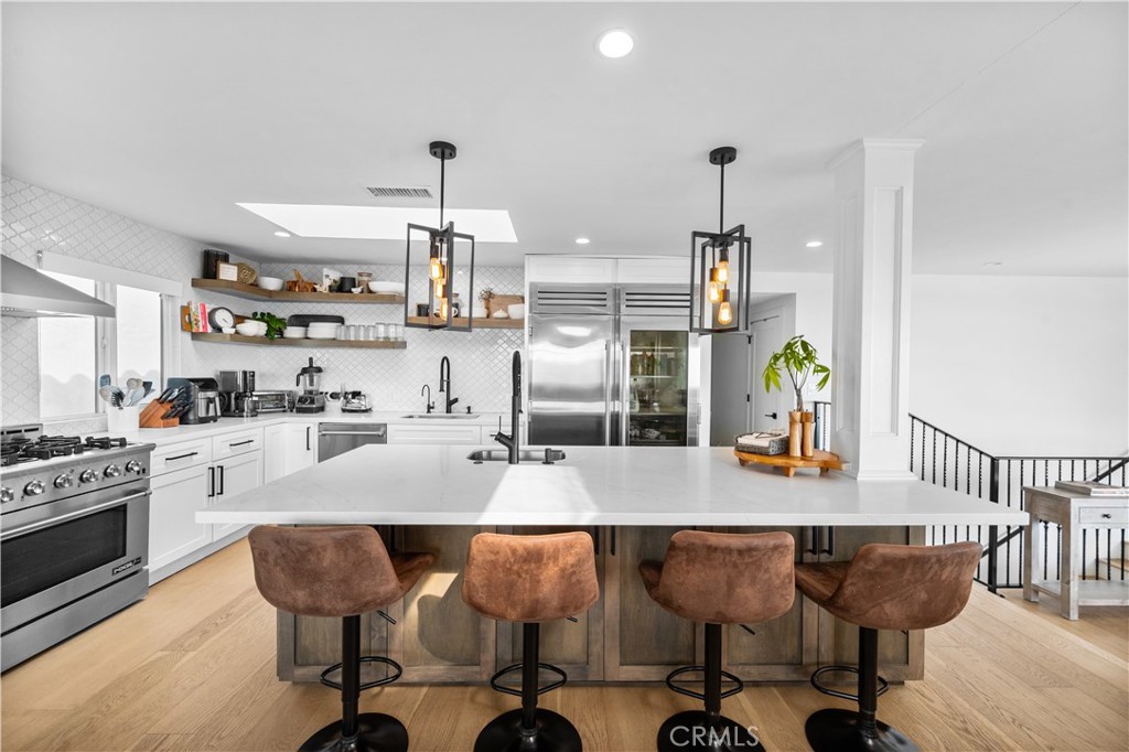 111 Avenida Patero De Oro