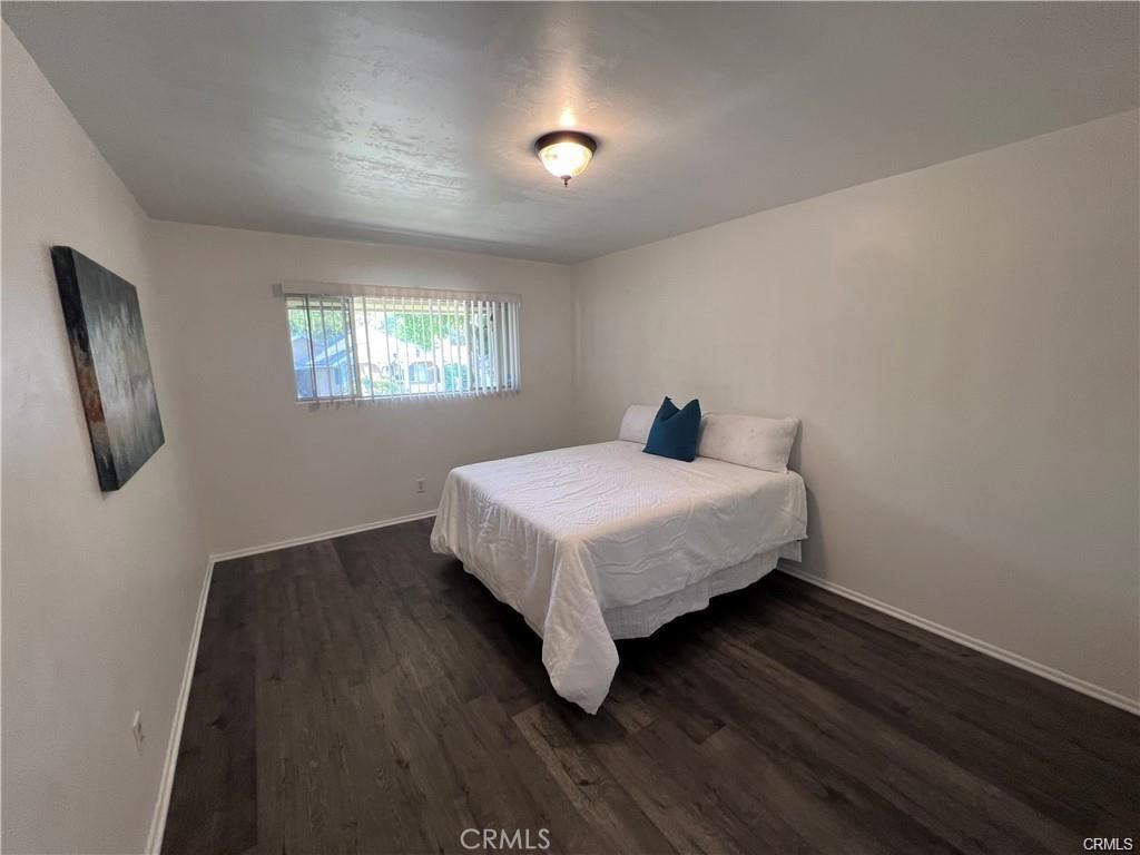 315 E 8th