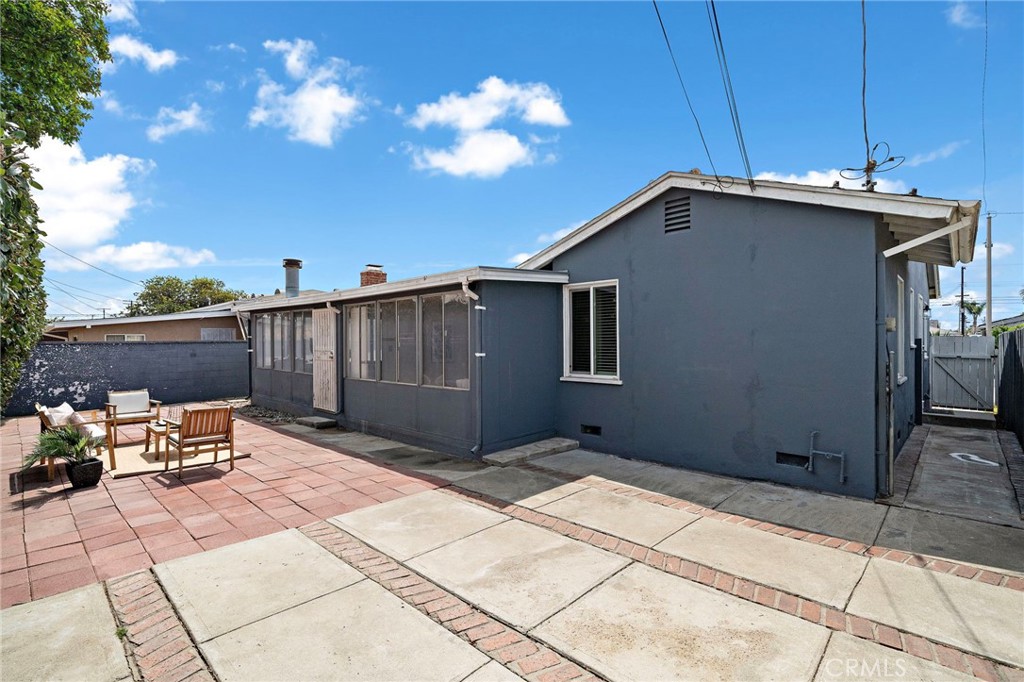 2911 W 135th