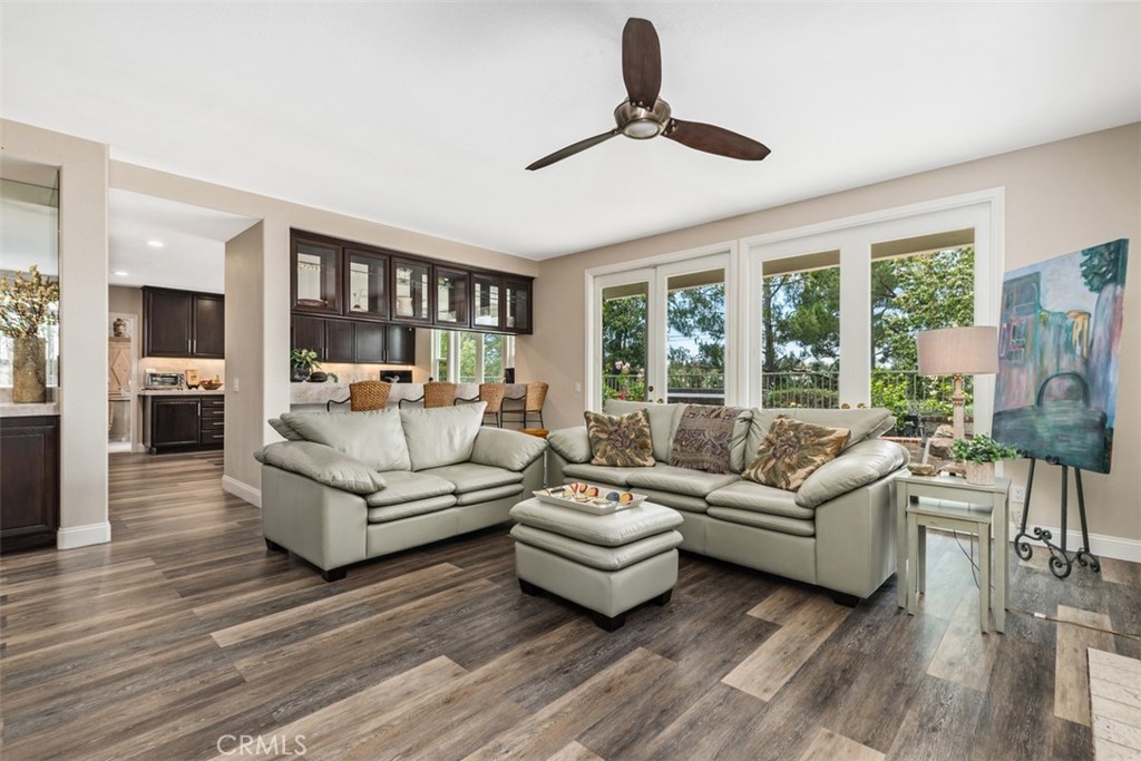 22161 Wayside