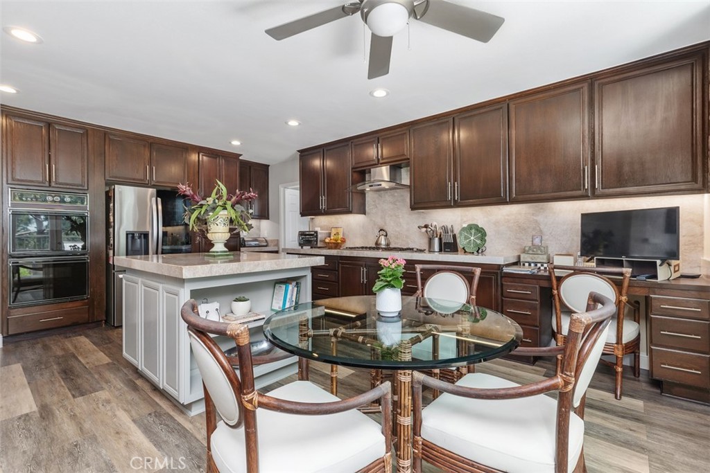 22161 Wayside