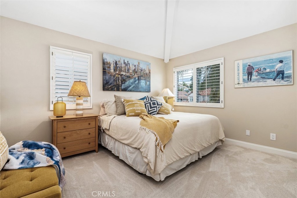 22161 Wayside