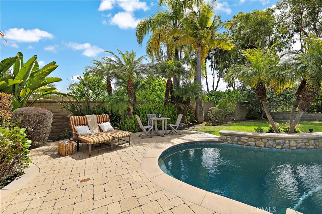 24646 Royale Ridge