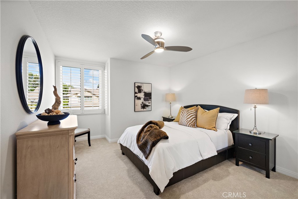 24646 Royale Ridge