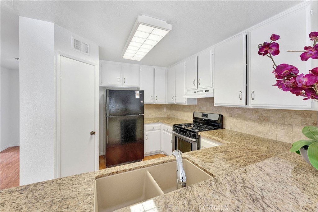 22198 Cedar Pointe 1F