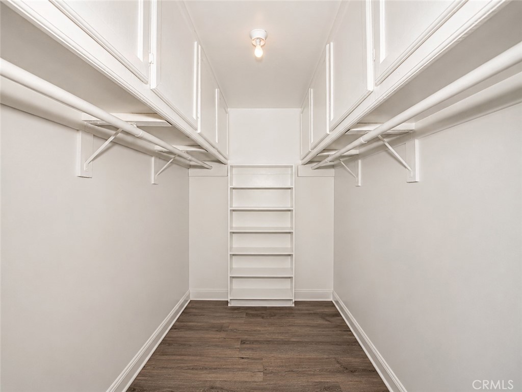 209 W 122nd