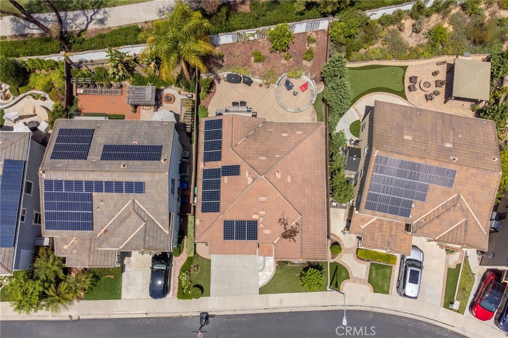 25 Radiance Lane