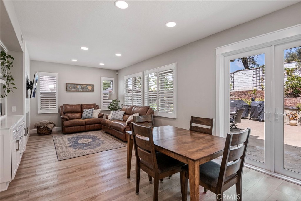 25 Radiance Lane