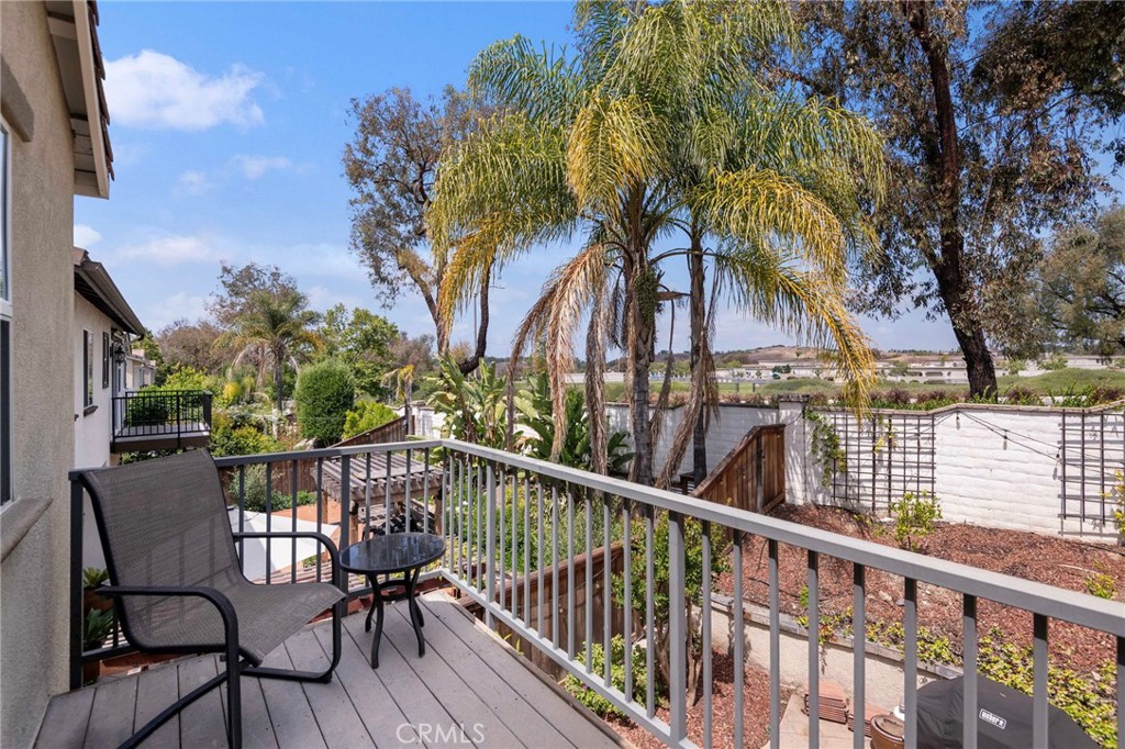 25 Radiance Lane