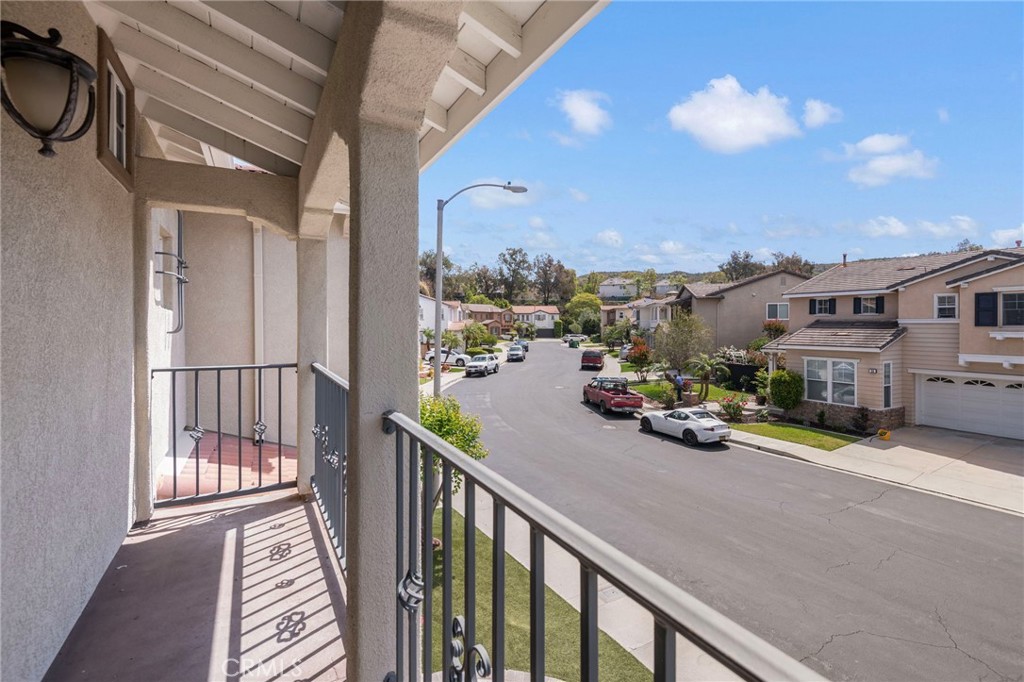 25 Radiance Lane