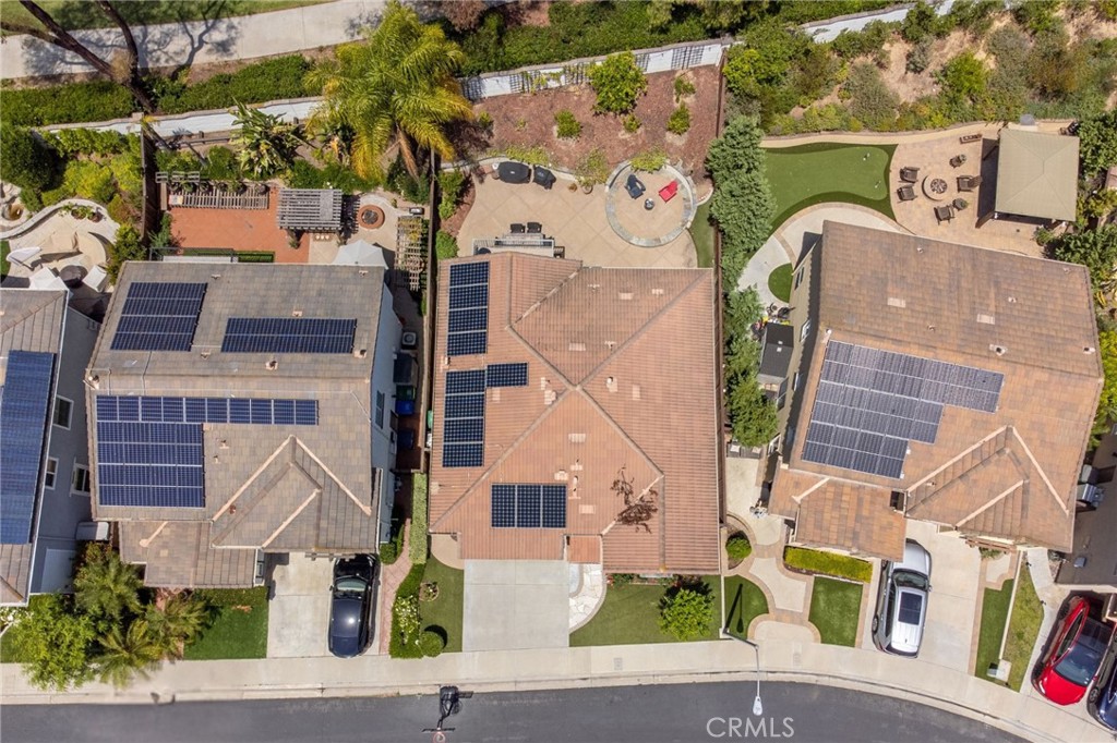 25 Radiance Lane