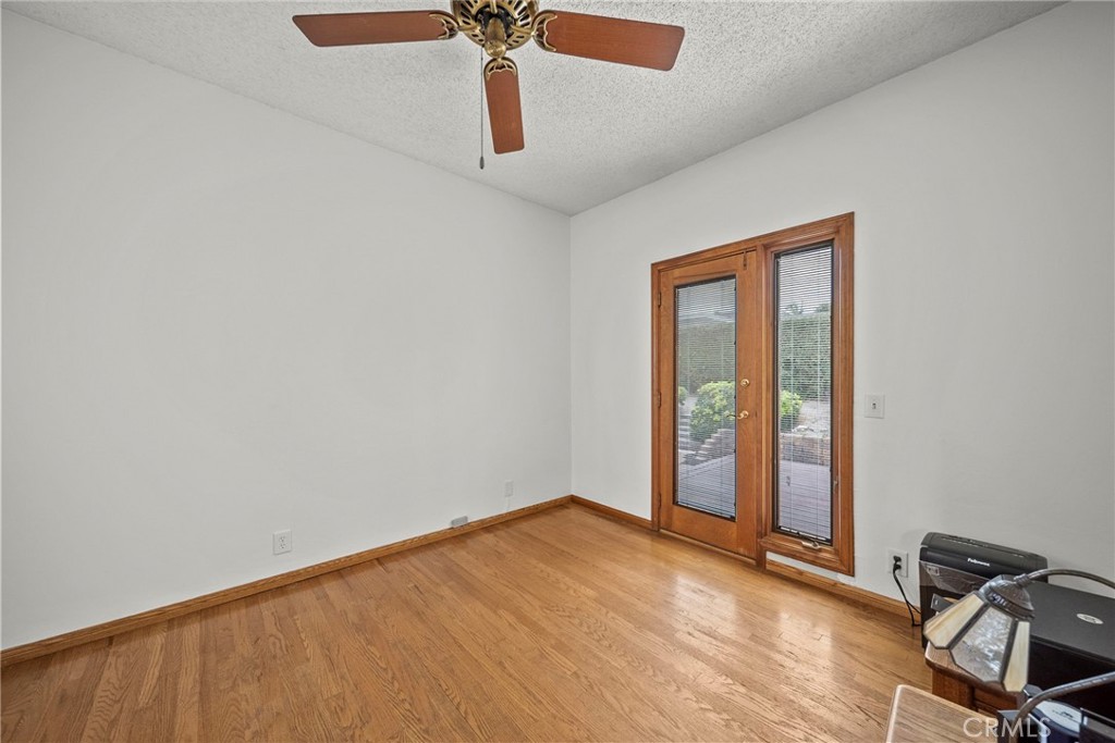 11642 Barclay