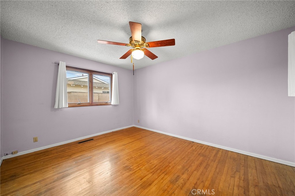 11642 Barclay