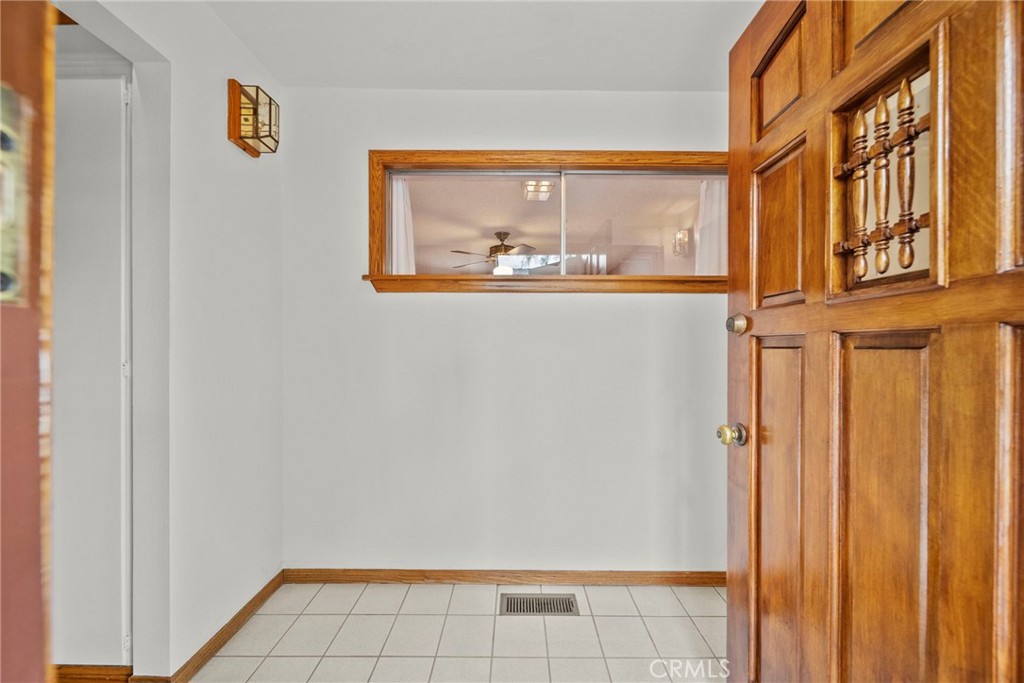 11642 Barclay