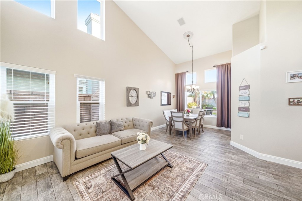 30 Moccasin Trail