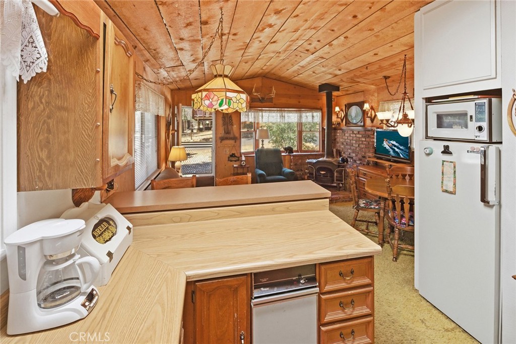 513 Cedar Ln