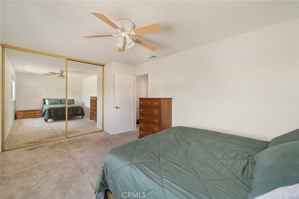 1128 W Aster