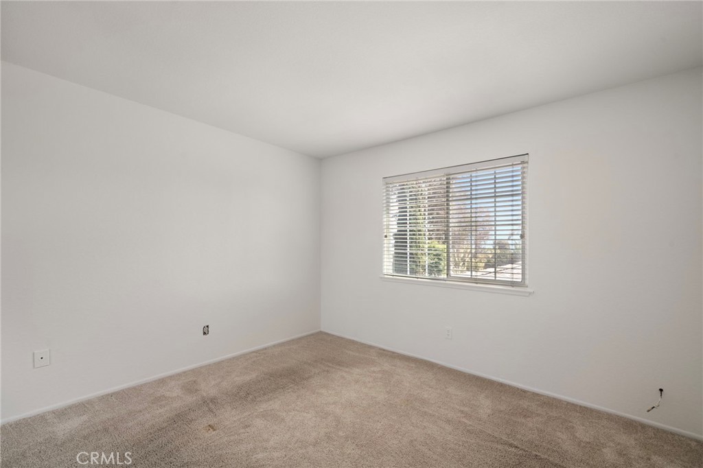 1128 W Aster