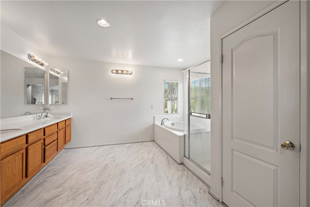1421 Thatcher Street