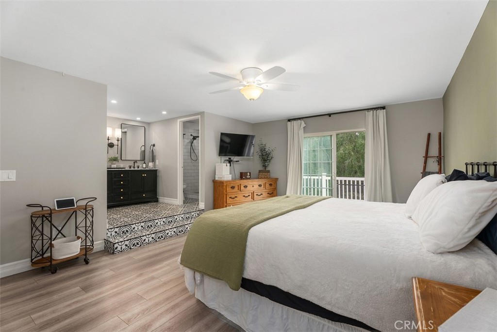 25132 Vista Serrano