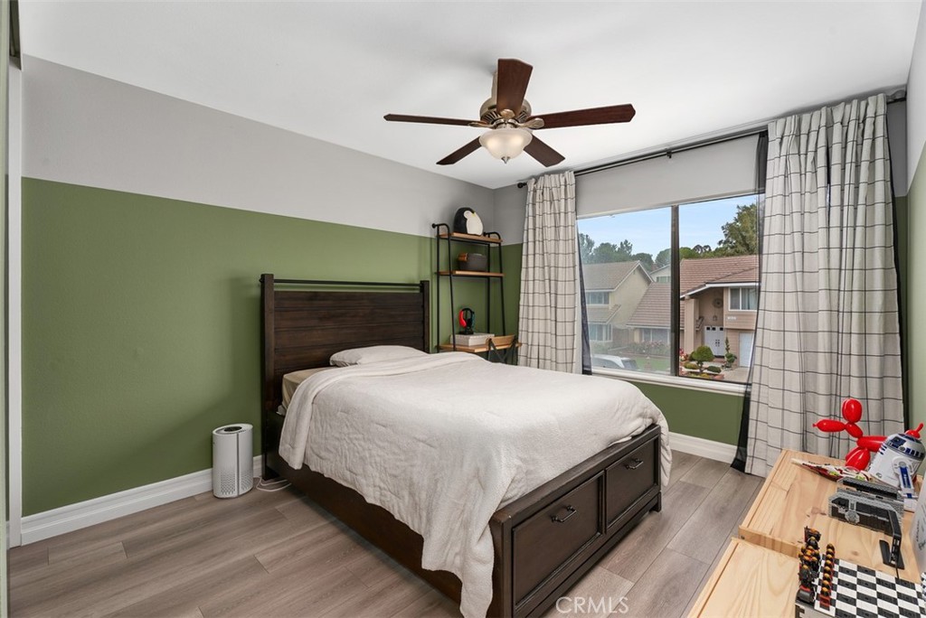 25132 Vista Serrano