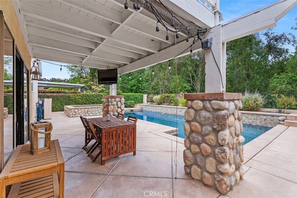 25132 Vista Serrano