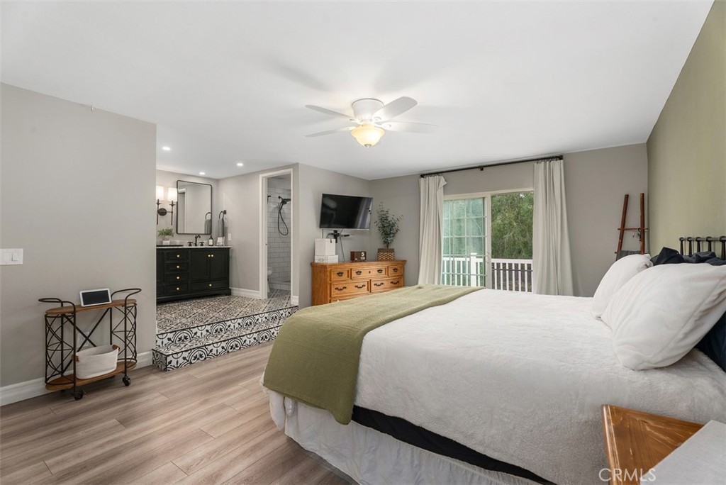 25132 Vista Serrano