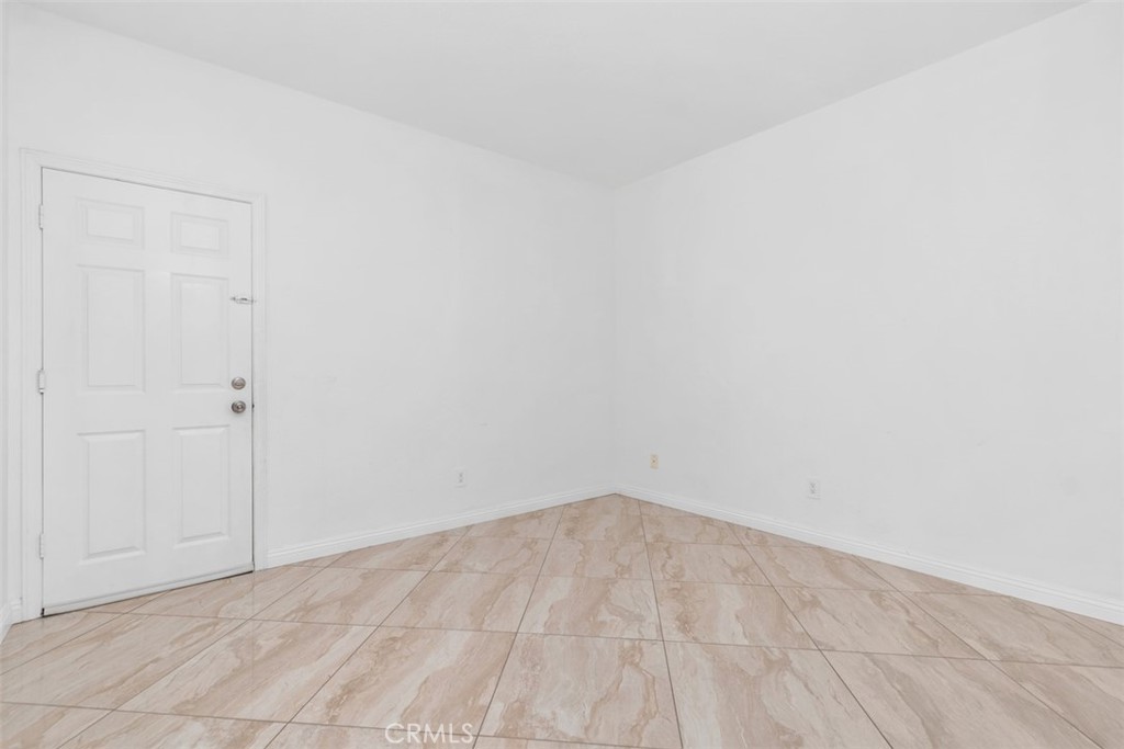 3 Haggerston Aisle