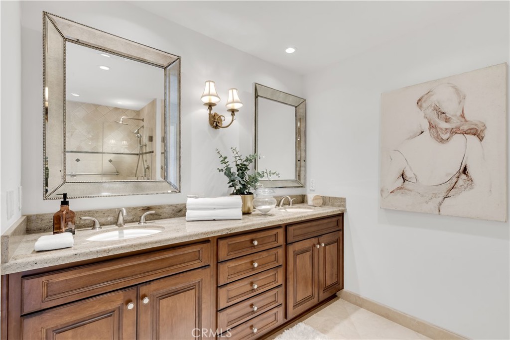 27209 Paseo Lomita