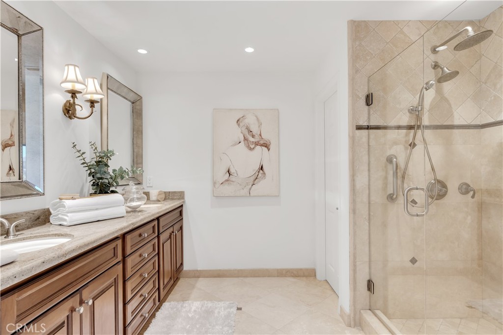 27209 Paseo Lomita